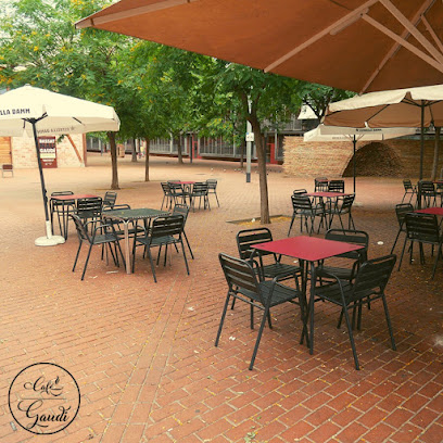 Foto Cafetería Gaudí | Desayunos | Tapas | Cerveceria | Platos Especiales