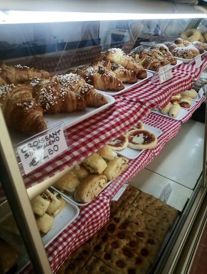 Foto Panadería Cafetería Pastelería El Goloson