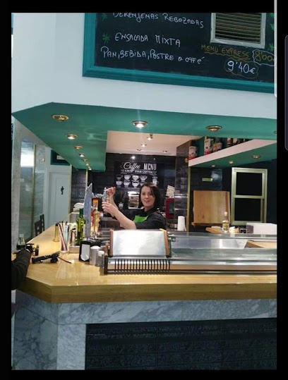 Foto Claudia cafe bar