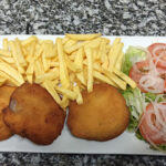 Cafetería Doble M - Cafetería en Pontevedra AF1QipMQfrUSMYsQYtj0rtXYJwz5EDLNWUm1SM_7uwCN=w426-h240-k-no