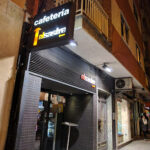 Cafetería El Sastre - Cafetería en Salamanca AF1QipMauy3e54dfagV8kinC-zDilKXxiGy2jwb-rN6W=w408-h306-k-no