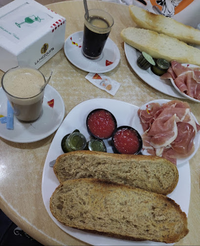Foto Cafetería Aradol