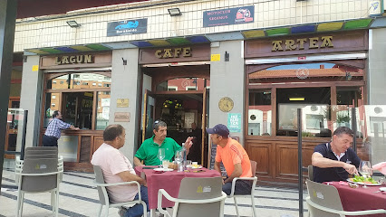 Foto Café restaurante Lagun Artea