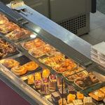 Rudis Café - Cafetería en San José AF1QipNI5IKBdE9zQLUeRYmtbDa1qJbH60IZU-AO8b2H=w426-h240-k-no