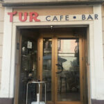 Bar Tur - Cafetería en Mataró AF1QipNLVclIgh9AZ2GPbEdGUTR_0qnWudJocb2elYzi=w408-h306-k-no