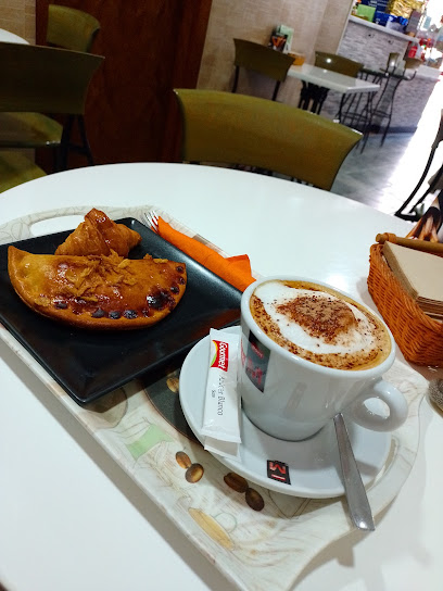 Foto Cafeteria Le Petit Dejéuner