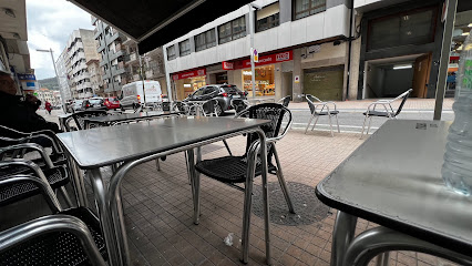 Foto Tertulia