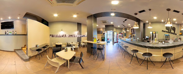 Foto Bar Café 979, Terraza, Raciones