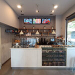 Tuplyn Coffee Cafetería - Cafetería en Sarriguren AF1QipO5eYVMAlMTEqbx7S9sDlORri7Cc5E3aA123NJm=w408-h306-k-no