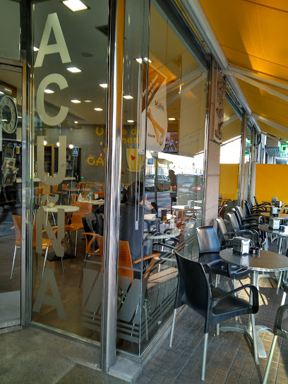 Foto Cafetería Panadería Acuña
