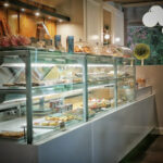 ZOOM Café & Más - Cafetería en San Sebastián AF1QipON5E4Q4MITjlwzZFvV6DKQNy33Jg5hM5o_L7gQ=w408-h328-k-no