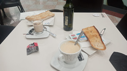Foto Cafeteria La piramide