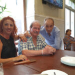 Cafe Bar Luni - Cafetería en Melilla AF1QipOWvG9vBLIGBNqG2d2TRmASWb2OgEVep5hviDgB=w408-h306-k-no