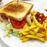 Cafetería Trazos - Cafetería en Pinto AF1QipOYyKQqfnTpCR5GNw5iOCWuPGnOf8dwd7tO3pEt=w426-h240-k-no