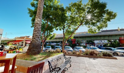 Foto Churros & Noodles - Cafetería, Food & Drinks