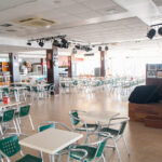 Cafetería Arenas - Cafetería en Benidorm AF1QipOee_r1rDX21RAzD6PvoxJz9CCCbr9IFDD0KdWZ=w408-h271-k-no