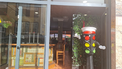 Foto Cafetería El Semáforo