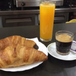 Café Metro 365 - Cafetería en L'Hospitalet de Llobregat AF1QipOi0gwWzJ_Yrh5qUqAMmJ31GdCsjbBzNbyvJV2u=w408-h725-k-no