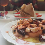Cafe bar O'Patilleiro - Cafetería en Oleiros AF1QipOj8-eaUHBOW4opCceacJVaOv9vr1_TO_x0i8oK=w426-h240-k-no