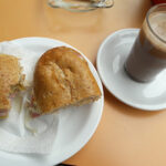 Bar Cafeteria Happy - Cafetería en Fuengirola AF1QipOjhxQWboyN1tU9efzwg0AdkTM0CNPn5UPHffdM=w408-h306-k-no