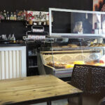 cafe-bar refugio - Cafetería en Jerez de la Frontera AF1QipOlG5PigYWF22FWI6FwHjR1Dl009LzIfI-O5Ip0=w426-h240-k-no