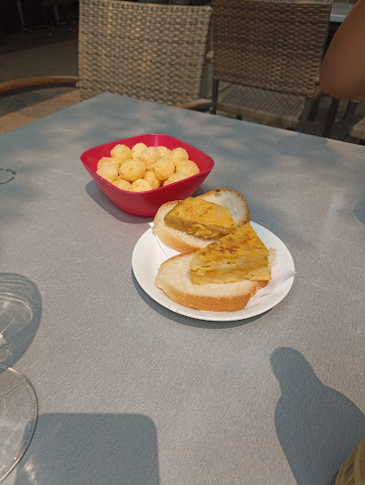 Foto La Esquina