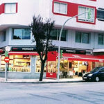 Café Mónaco - Cafetería en Vigo AF1QipP-MZ1I7udlx9n69C9paECzL0LNCNfFyH0nsCqv=w427-h240-k-no