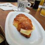 La xocolateria - Cafetería en El Vendrell AF1QipP2T9cmFaVihYOHeswH2DyAny1bubcnX1Twq16q=w408-h544-k-no