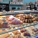 Guiomar Obrador & Café. La 1a Pastelería y Hamburguesería en Benidorm. - Cafetería en Benidorm AF1QipP54ONInXMJxg-2M_DI7NaOd3ixqyVSFbjROURj=w408-h306-k-no