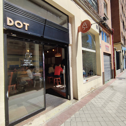 Foto Dot Café Bar