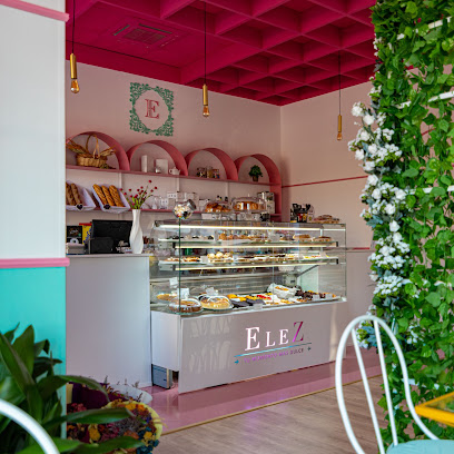 Foto Cafetería Pastelería Elez - Pastelería gourmet - Desayunos - Meriendas en Elez