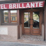 Cafe bar el brillante - Cafetería en Linares AF1QipPI_XKUqV_nLklRJAtkNTsyWhhR9SX4mUz-UNRU=w408-h541-k-no
