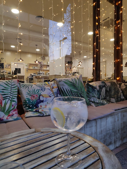 Foto Tropical Cafe