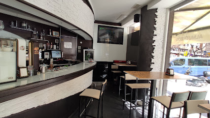 Foto Fokus Café.