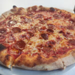 Cafetería pizzeria Cafezito - Cafetería en Dos Hermanas AF1QipPneOj_B6ocukAnqgavIw_l2MarTiwEvs1bPt8F=w408-h306-k-no