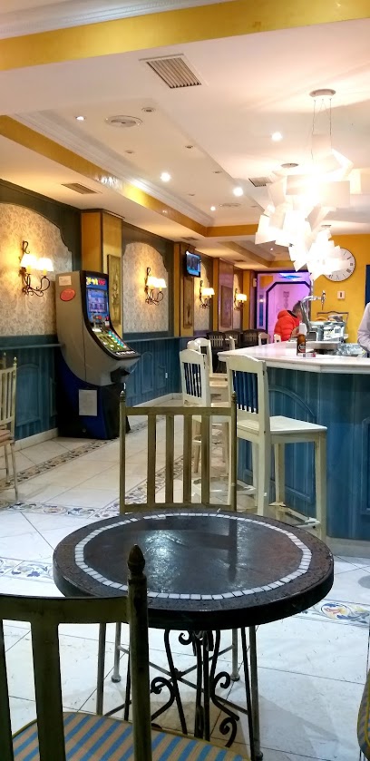 Foto Milenio Café